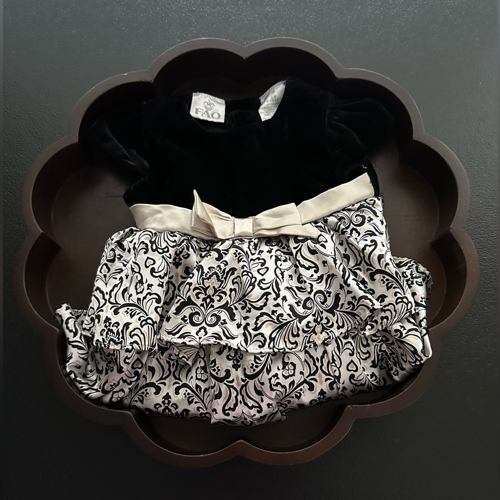Baby Girls Size 3 Months ~ FAO Black Multicolored Dress with Bow
